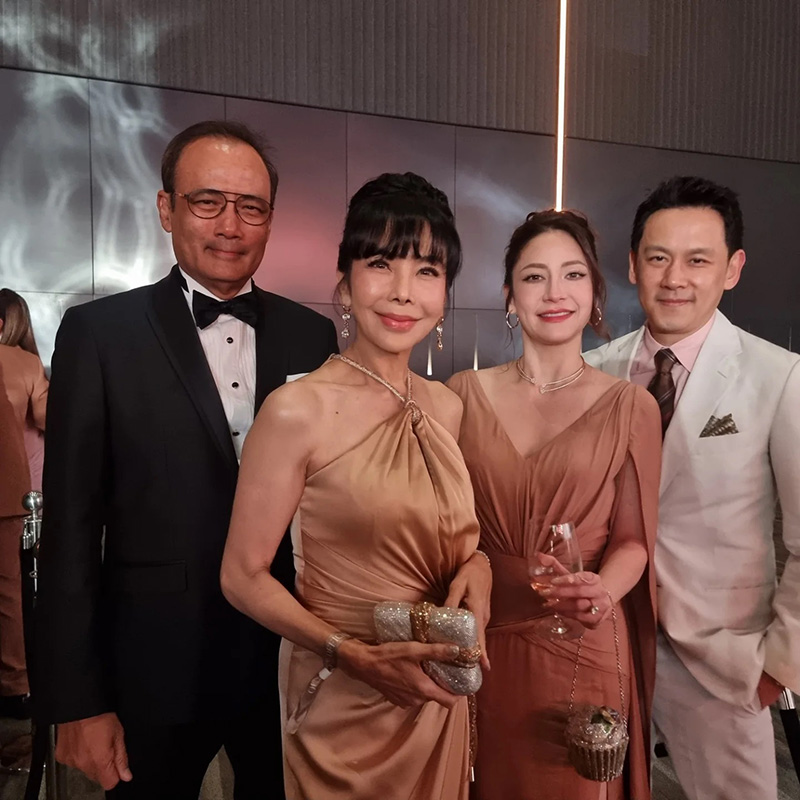 ภาพล่าสุด ตั๊ก มยุรา ลุคไปงานแต่ง