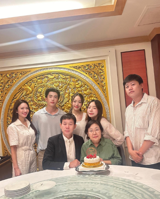 นนกุล ประวัติ
