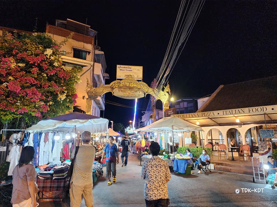 ถนนคนเดินวัวลาย