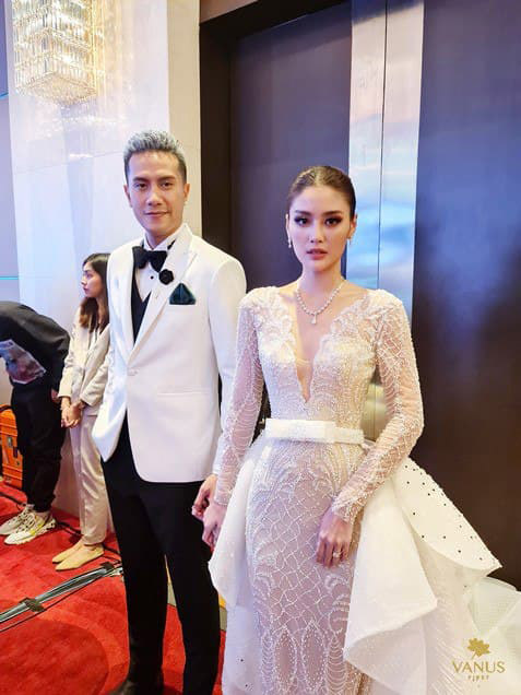 ชุดแต่งงาน, กร ษิภูตา