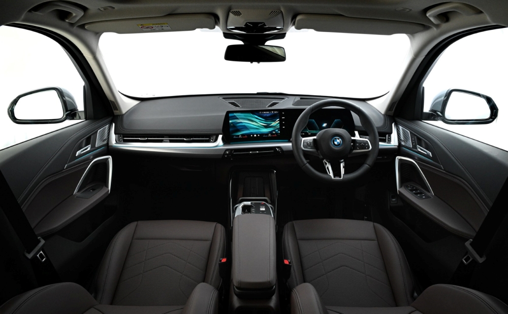 bmw iX1 L