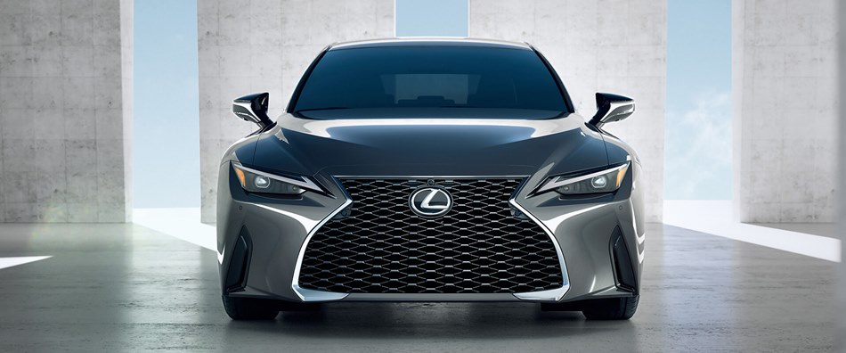 Lexus IS 2022