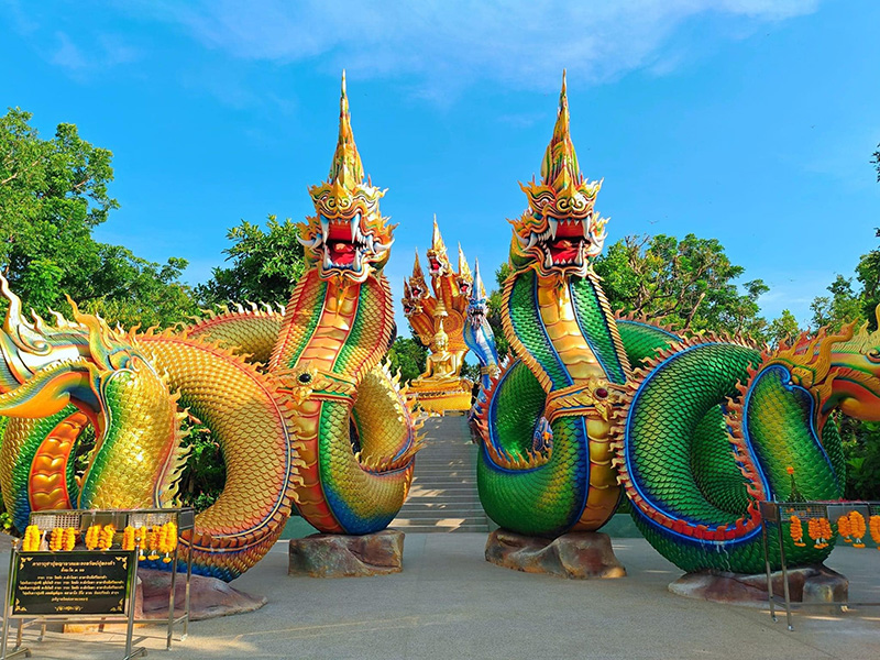 ナンタナー公園 コンケーン ナーガへの参拝