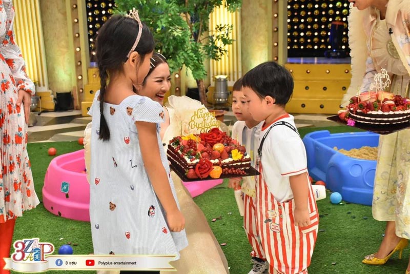 น้องปีใหม่ น้องสายฟ้า น้องพายุ