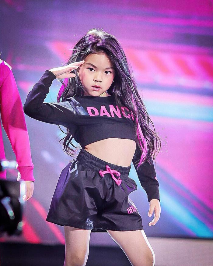 น้องมะลิ พาขวัญ