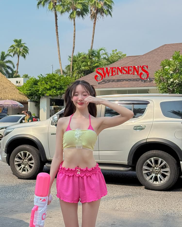 พิมพ์ กรกนก