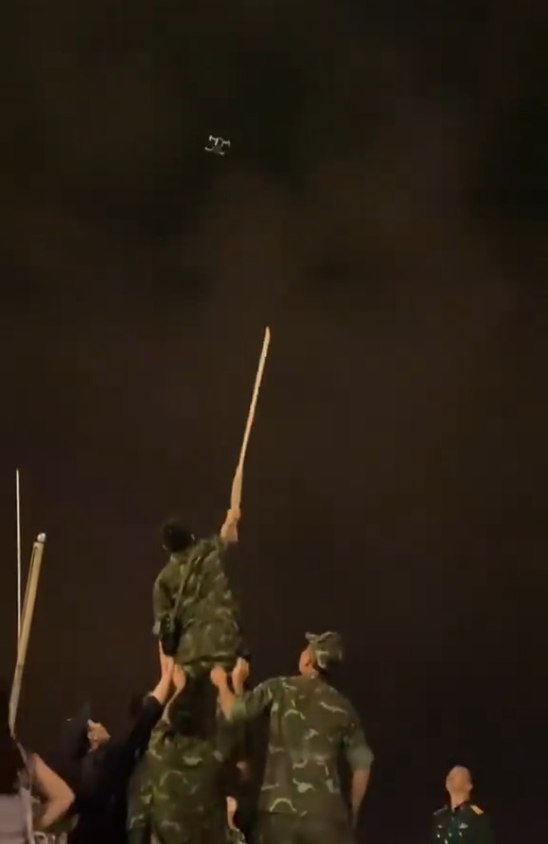 ทหาร