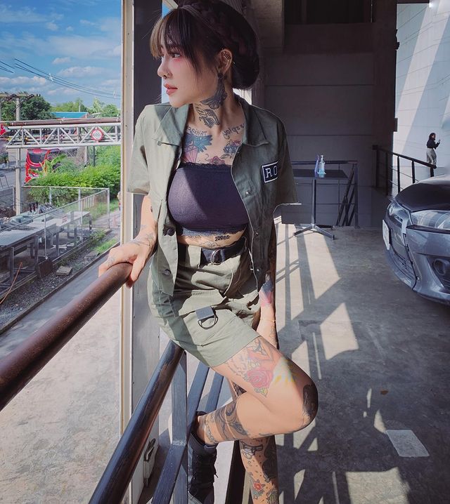 ภัส นภัสพลอย