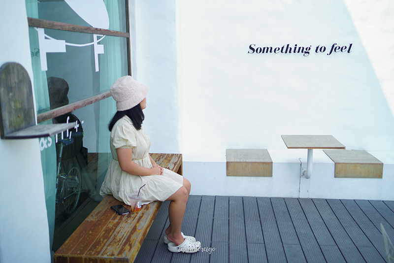 Something to feel คาเฟ่ชะอำ