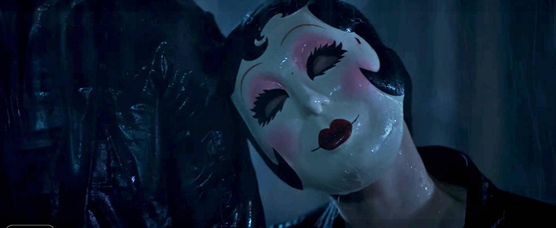 ฆาตกรหน้ากากใน The Strangers: Chapter 2 ไล่ล่าผู้รอดชีวิต
