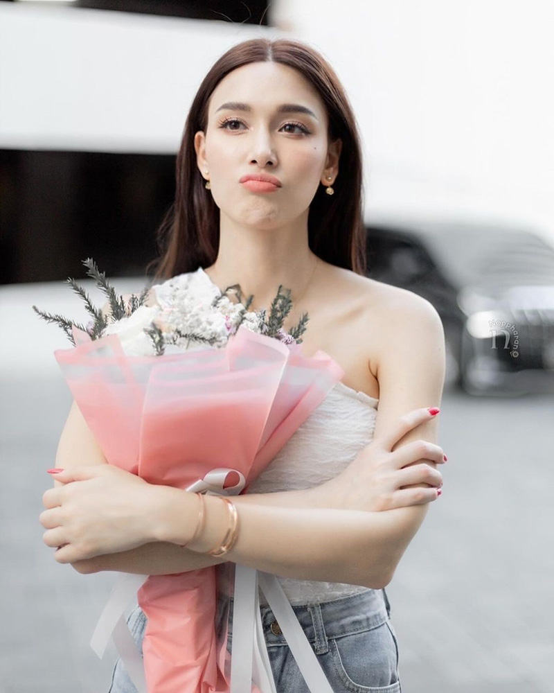 แจ็คกี้ ชาเคอลีน