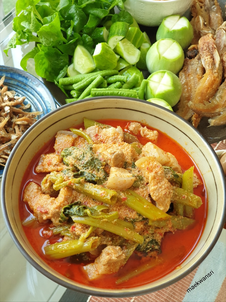 แกงเผ็ดผักบุ้ง