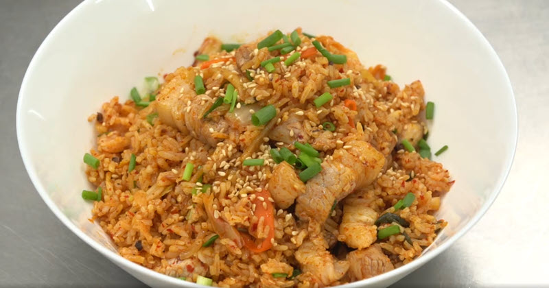 ข้าวผัดกิมจิหม่าล่า