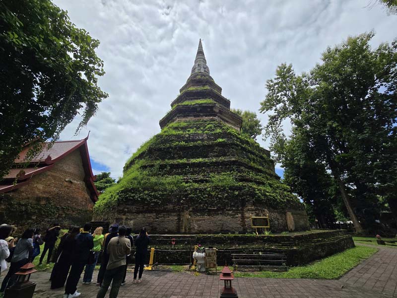 ทักษาโหราบูชาพระธาตุ