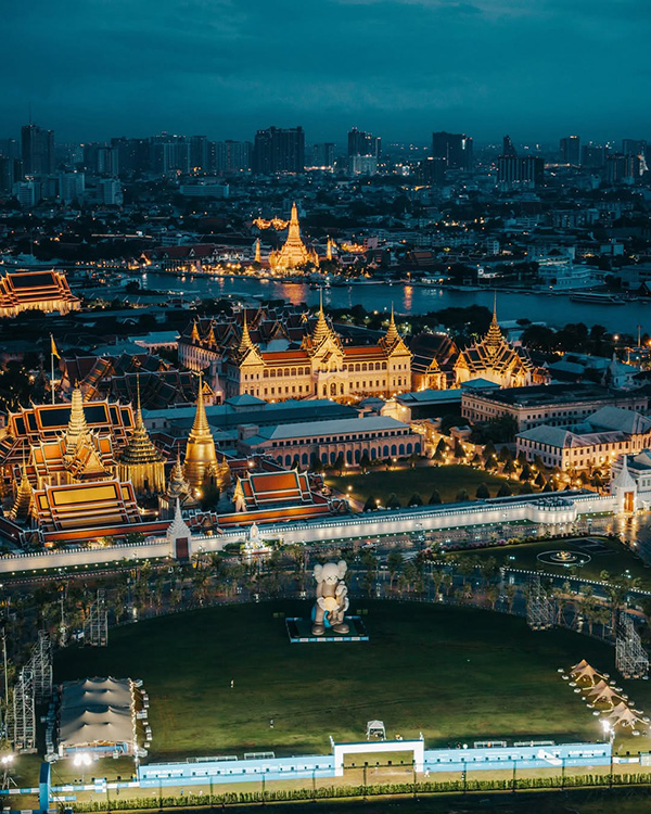 KAWS:HOLIDAY THAILAND