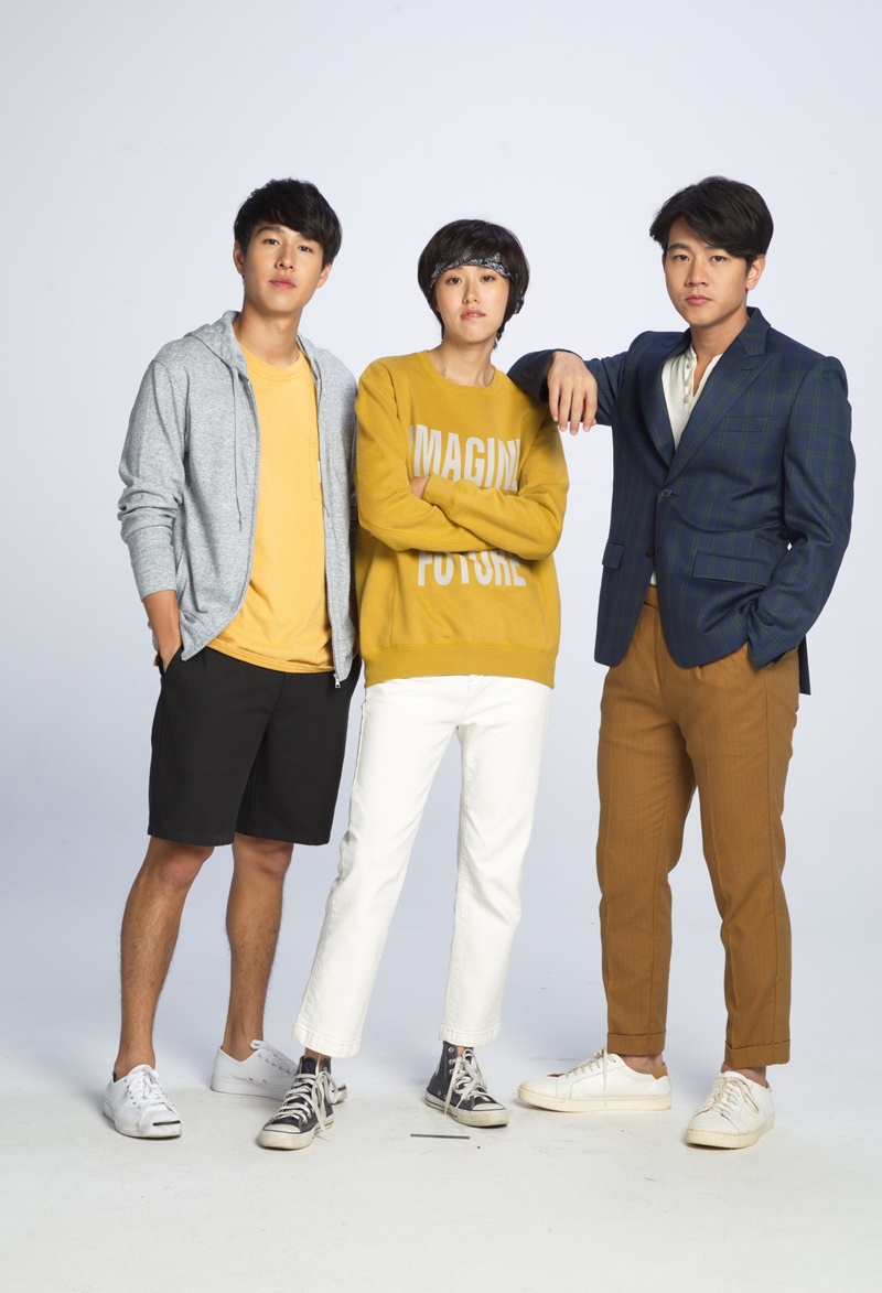 นางสาว 18 มงกุฎ