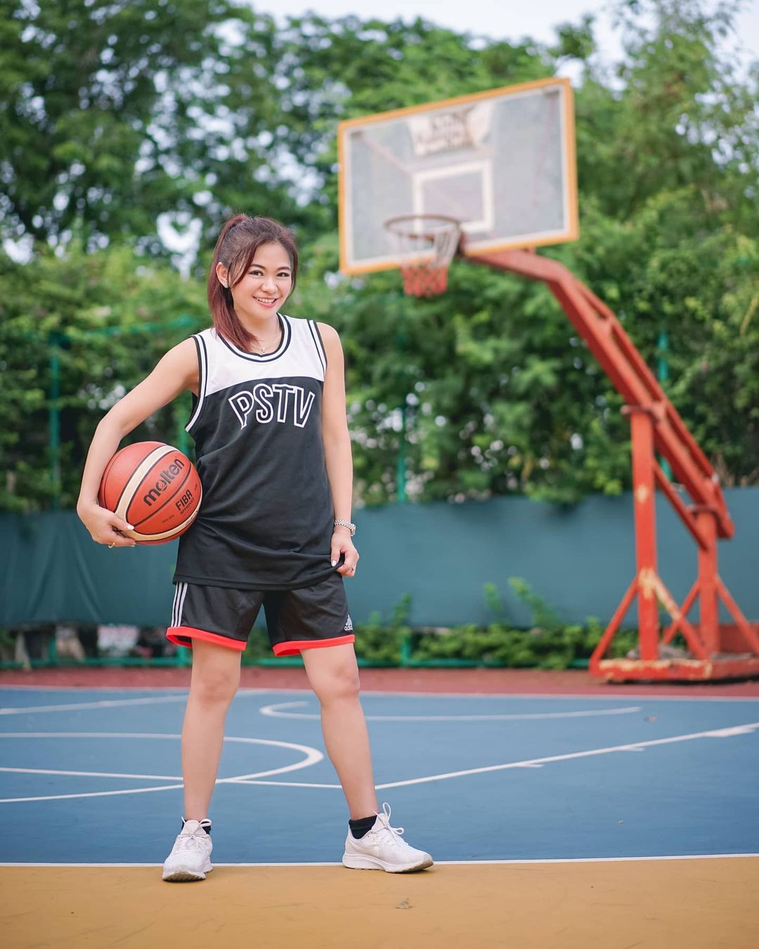 สาวสวย หน้าเด็ก