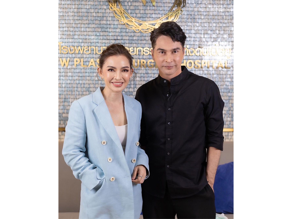 จอนนี่ แอนโฟเน