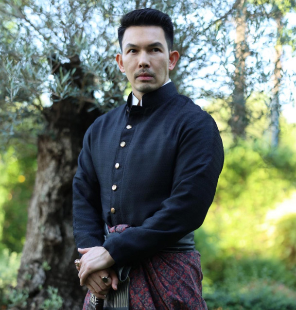 อั้ม อธิชาติ ประวัติพระเอกหนุ่มหล่อกล้ามโต อดีตหวานใจ นัท มีเรีย