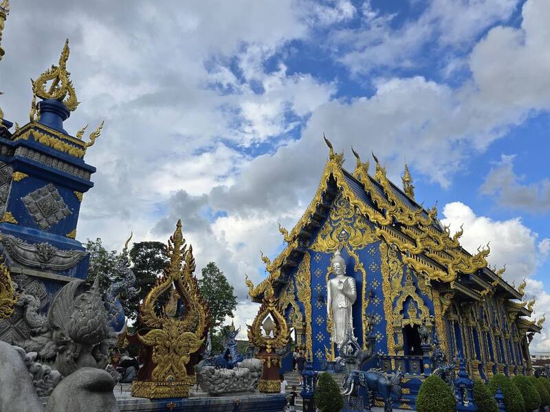 วัดร่องเสือเต้น เชียงราย