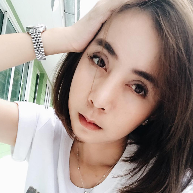 หนึ่ง บางปู ประวัตินักร้องลูกทุ่งสาว จากแม่ค้าออนไลน์สู่นักธุรกิจเสริมความงาม 100 ล้าน