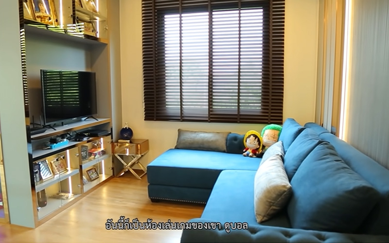 บ้าน ชมพู่ ก่อนบ่าย