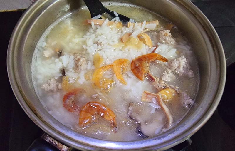 ข้าวต้มหมูสับ