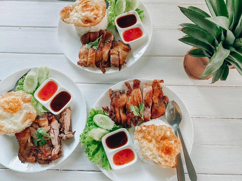 คาเฟ่สุพรรณบุรี