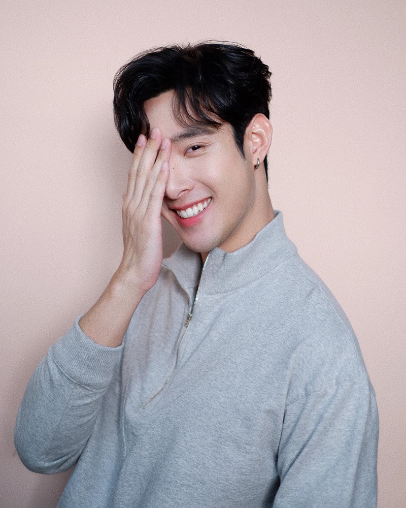 เมฆ จุติ