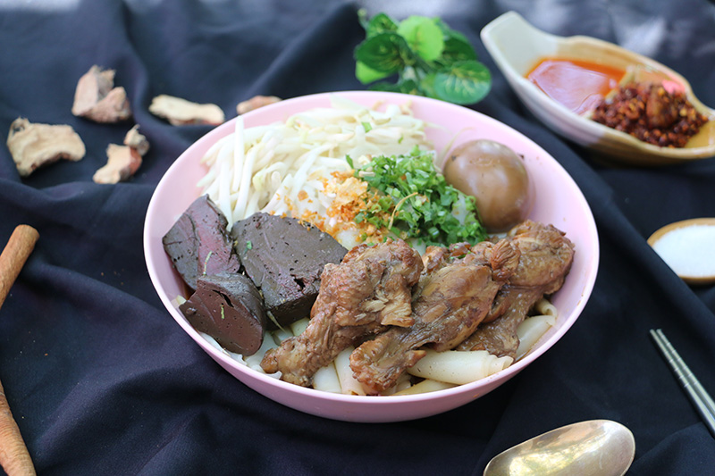 เครื่องกวยจั๊บไก่