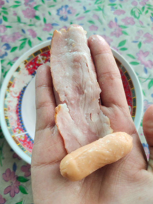 เบคอน