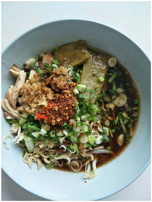 ก๋วยเตี๋ยวไก่