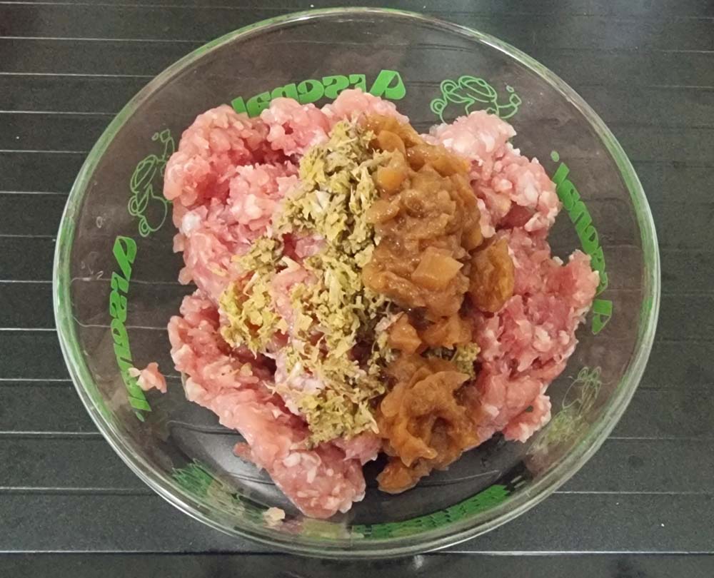 วัตถุดิบเมนูแกงจืดหมูสับ
