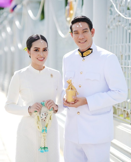 ครอบครัววีระภุชงค์