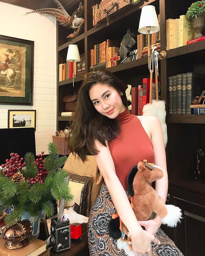 ดาว พิมพ์ทอง บ้าน