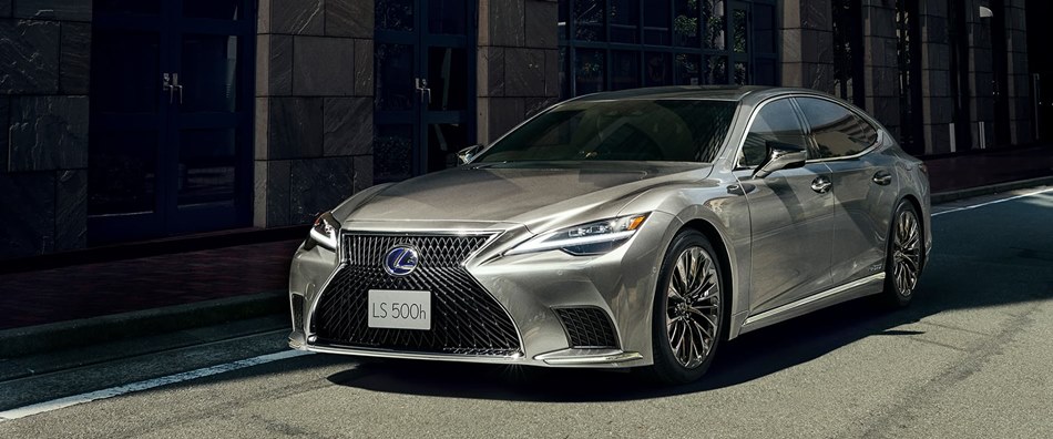 Lexus LS 2022