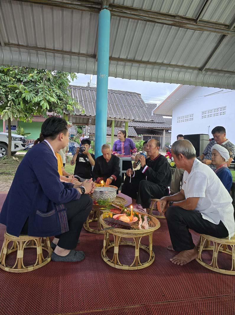 พิธีฮ้องขวัญชาวไทลื้อ