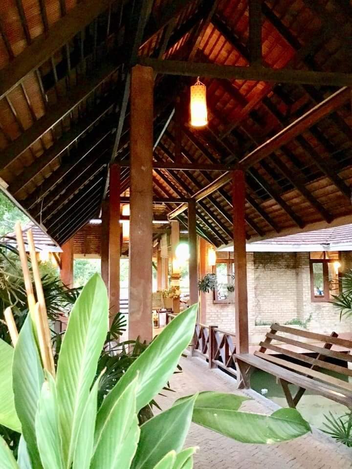 ร้านอาหารบ้านสวนแม่ริม