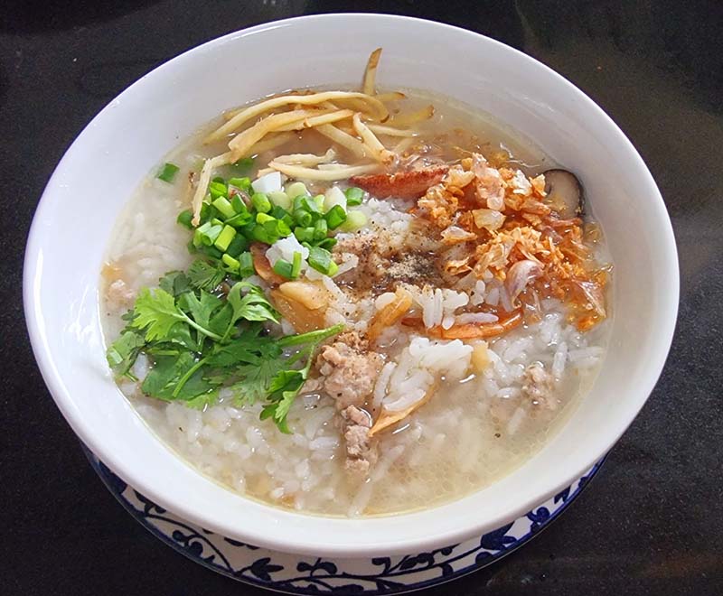 ข้าวต้มหมูสับ