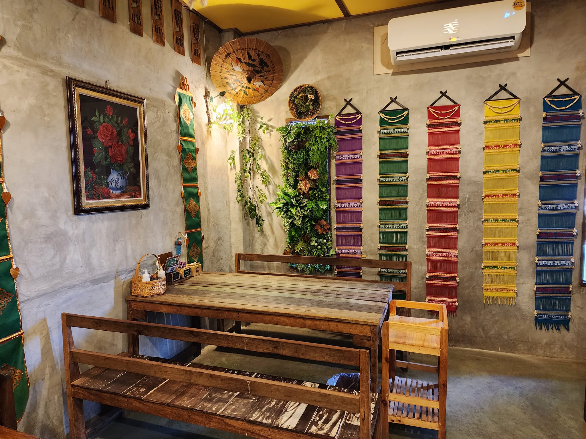 ร้านอาหารเหนือสายลมจอย ซอย๑
