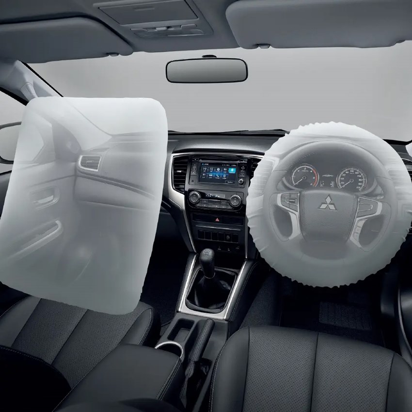 Mitsubishi Triton Mega Cab Plus 2022