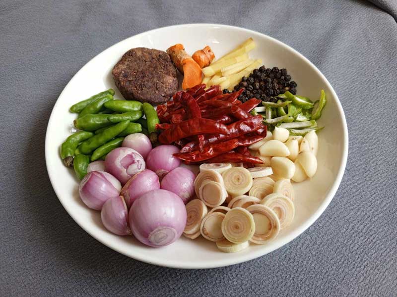 สูตรแกงคั่วหอยแมลงภู่ใบชะพลู