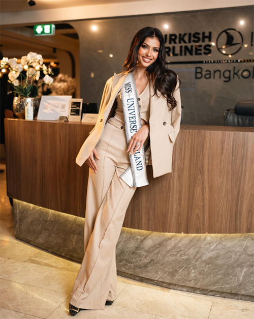 แอนโทเนีย โพซิ้ว มิสยูนิเวิร์สไทยแลนด์