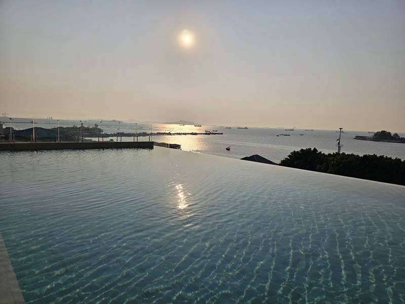 โรงแรม Oakwood Hotel and Residence Sri Racha
