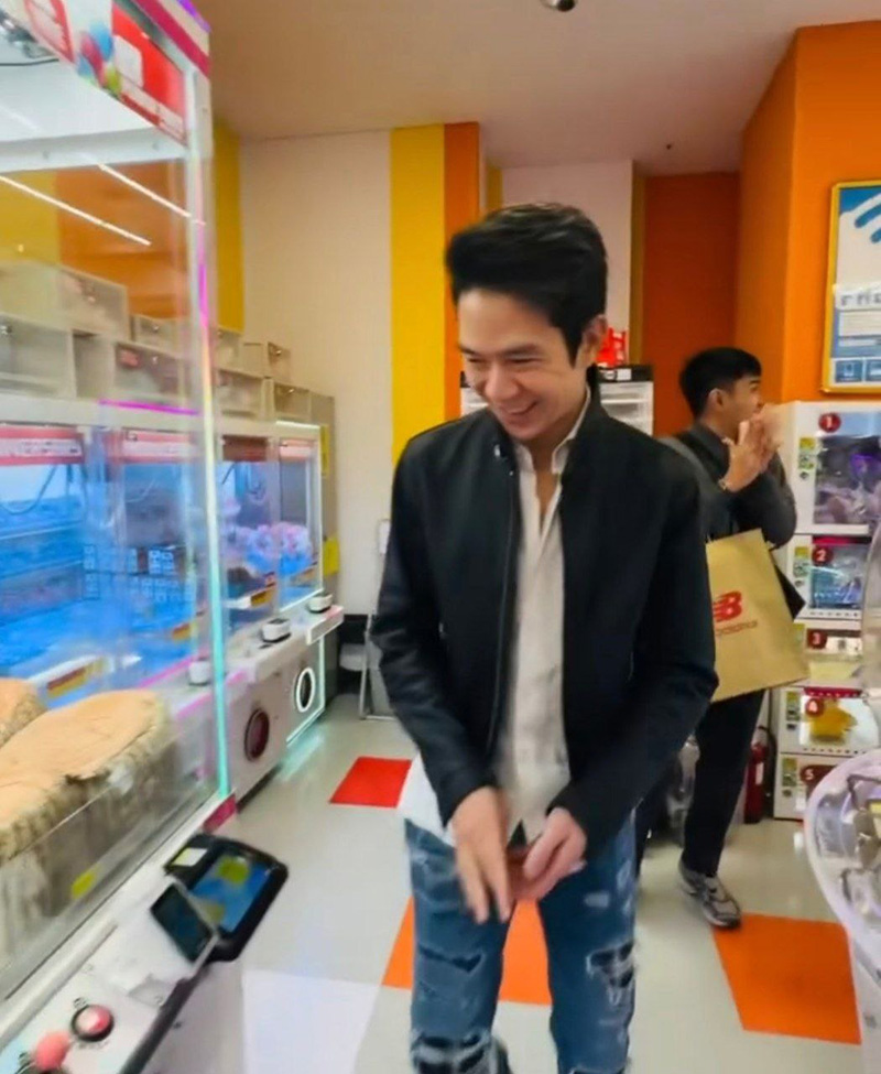 ออม สุชาร์ เผยโมเมนต์หวาน แอมป์ พิธาน