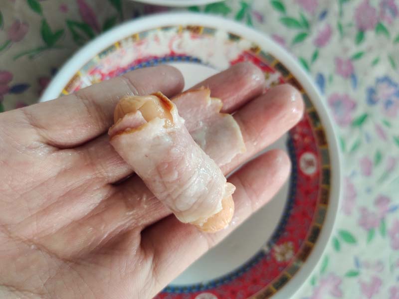 เบคอน