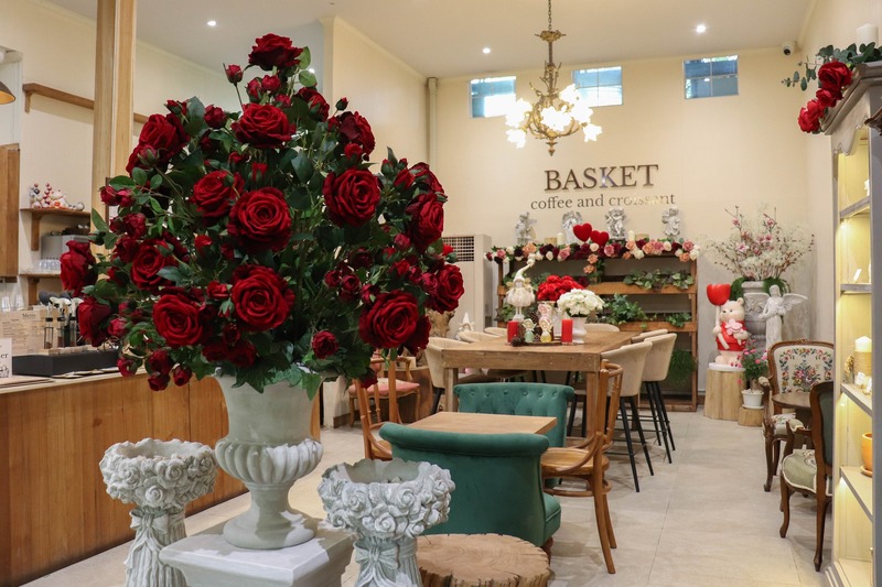 คาเฟ่แถวซาฟารีเวิลด์ Basket - coffee and croissant