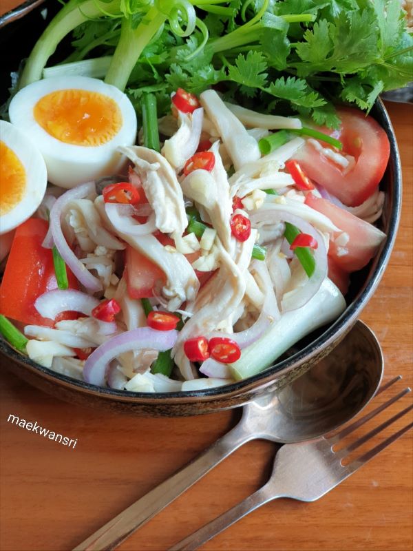 ยำเห็ด
