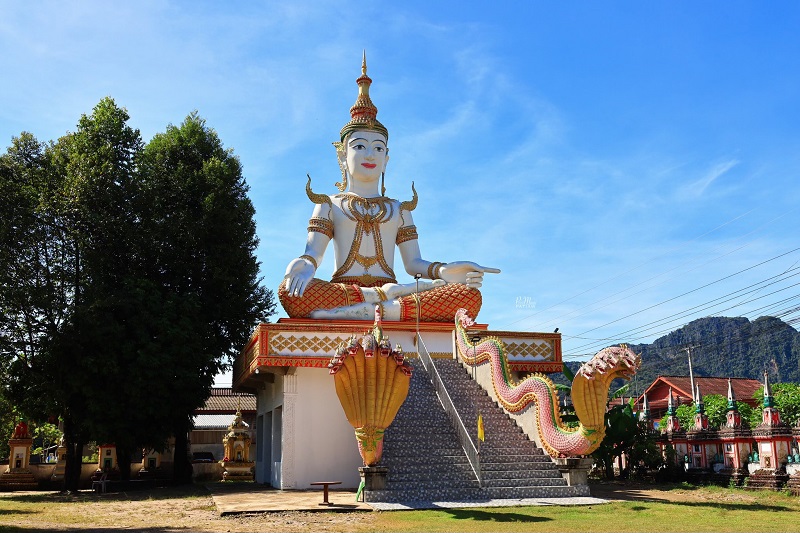 เที่ยววังเวียง ลาว