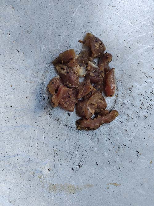 ถั่วลันเตาผัดหมูพริกไทยดำ